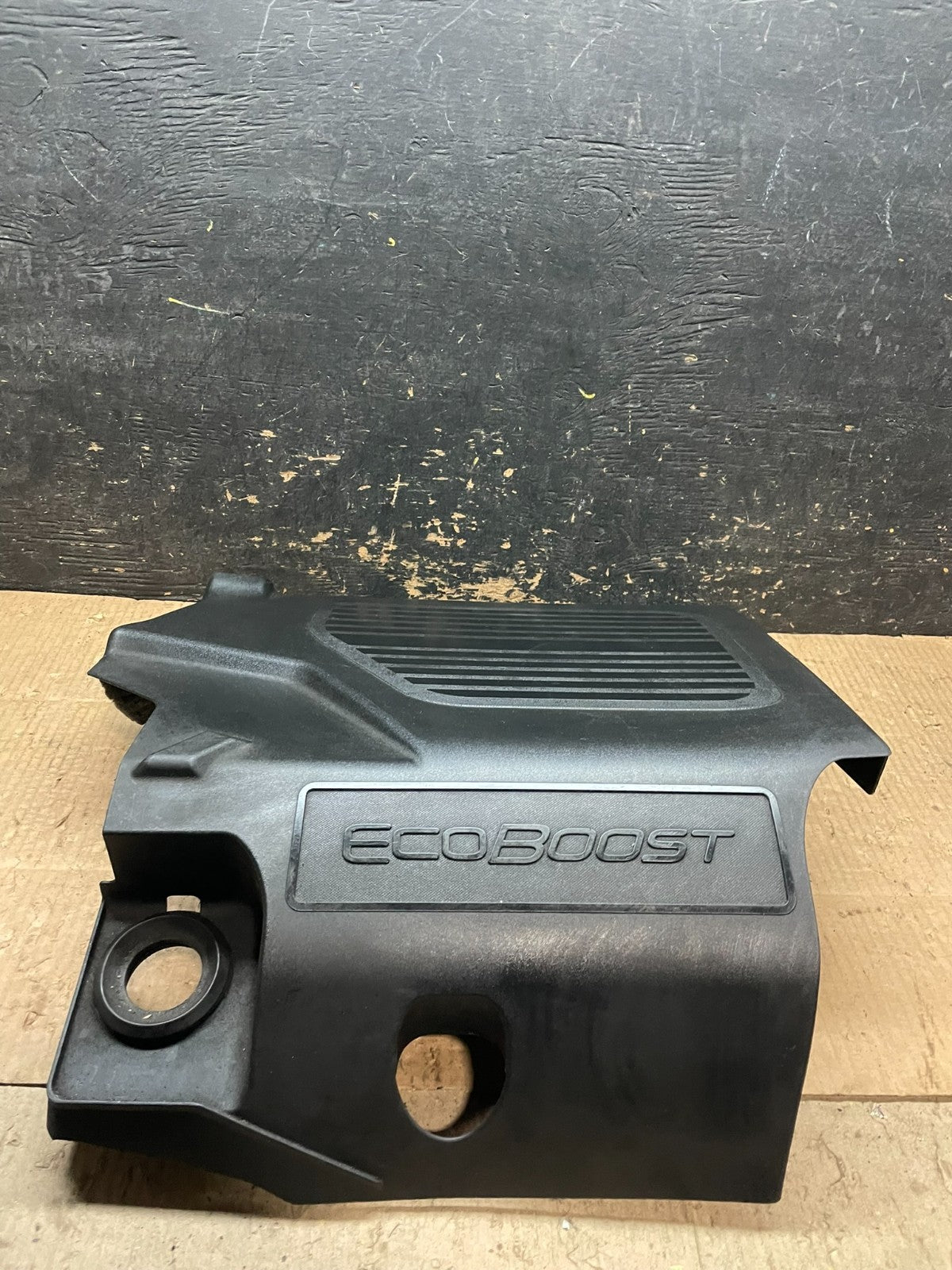 2010 to 2019 Lincoln MKS 3.7L Engine Motor Cover Y6658 DG3