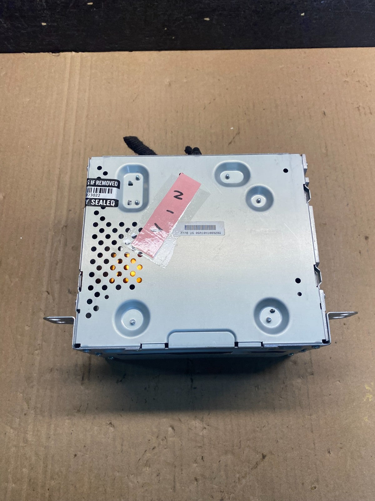 2011-2011 Chevrolet Volt Am Fm Cd Player Radio Receiver ae6384 DG4