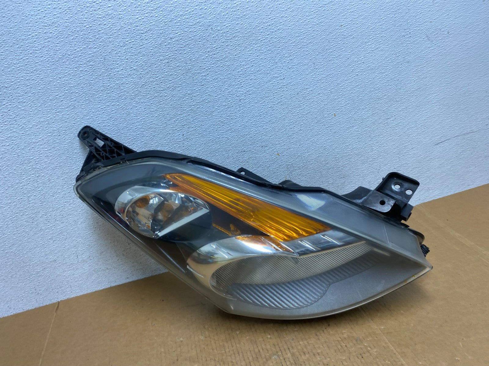 Sedan 2007 to 2009 Nissan Altima Right Passenger Halogen Headlight AD9247 DW0