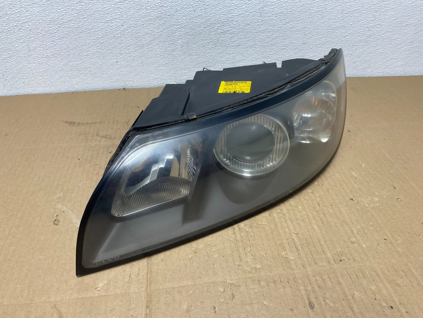 2004 to 2007 Volvo S40 Left Driver LH Side Headlight Oem AB8176 DW2