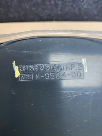 2001 to 2002 Chevrolet Express GMC Safari Speedometer Cluster Gauge ac6255 DG8