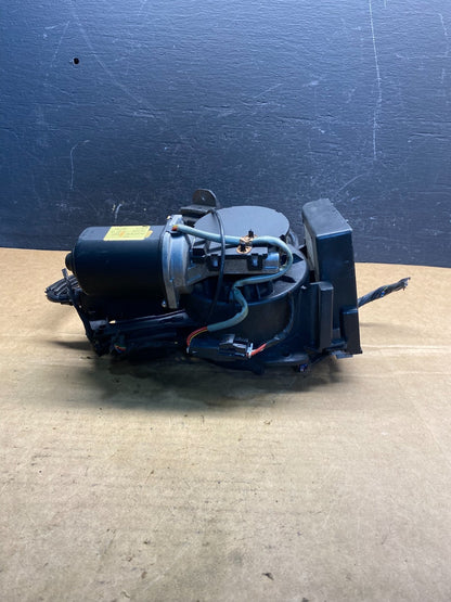 2007-2014 Kia Sedona Right Electric Power Sliding Door Motor Regulator AD73693