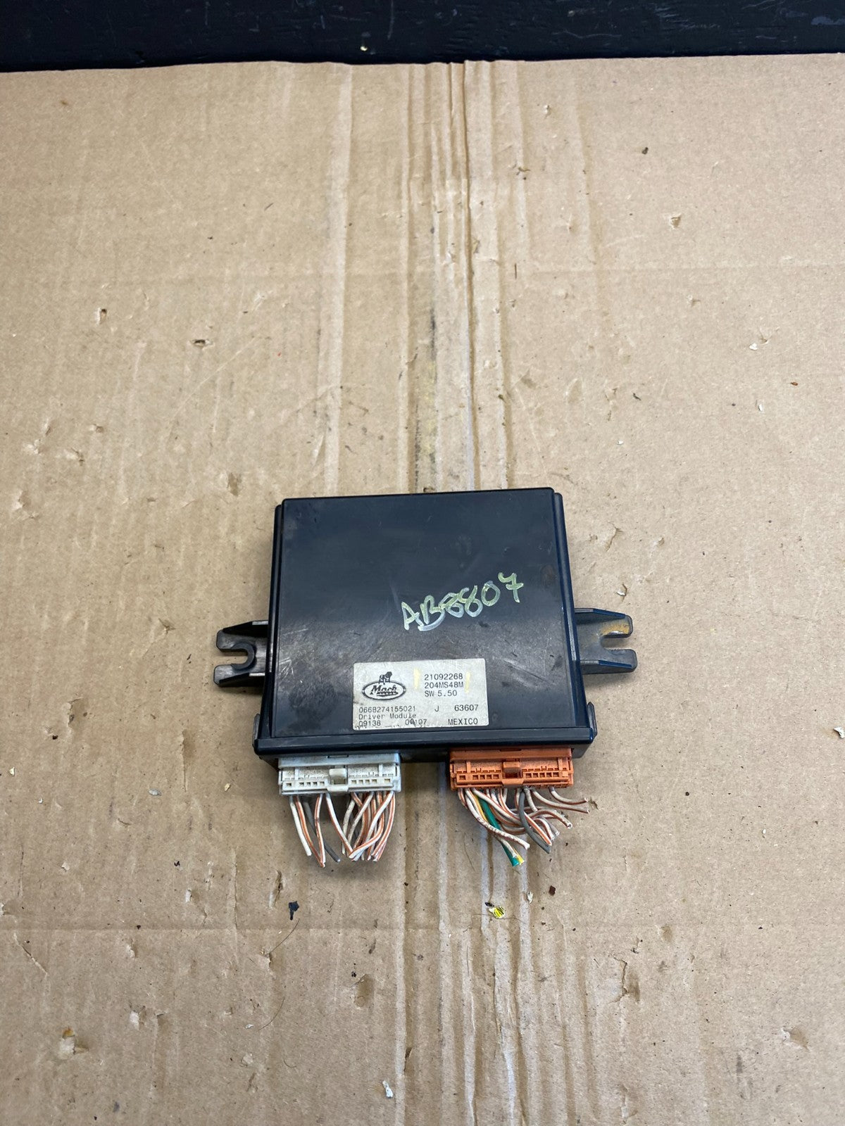 Mack Driver Module 204MS48M 21092268 OEM AB88070
