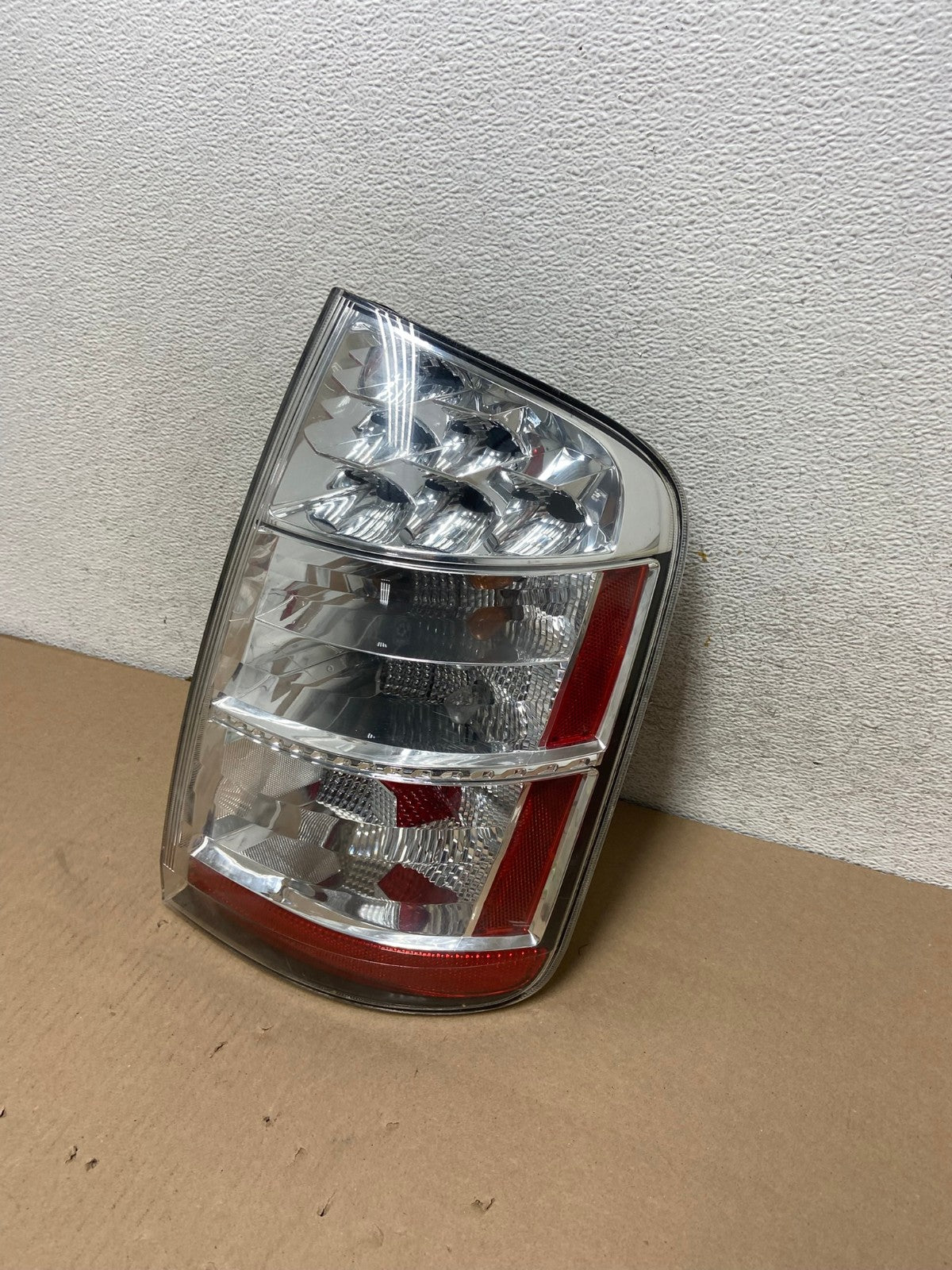 2006 to 2009 Toyota Prius Tail Light Right Passenger Side AG6628 LK1