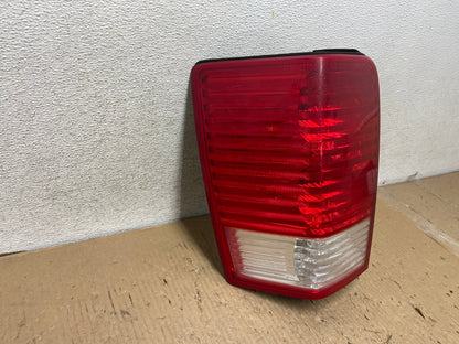 2007 2008 2009 Chrysler Aspen Tail Light Left Driver Lh Side AH2973 LK1