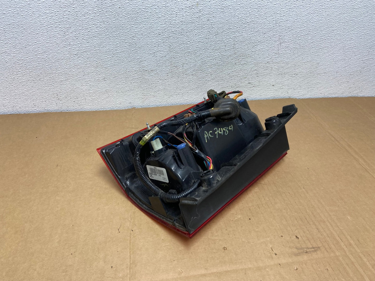 2009 to 2015 Honda Pilot Right Passenger Rh Side Tail light AC7484 LK5