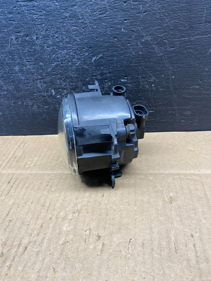 2014-2017 Ford Fusion Focus Signal Fog Light AD4856 DG1