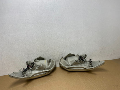 2005 to 2008 Pontiac Vibe Left+Right Side Headlights Halogen AF9906 DW8