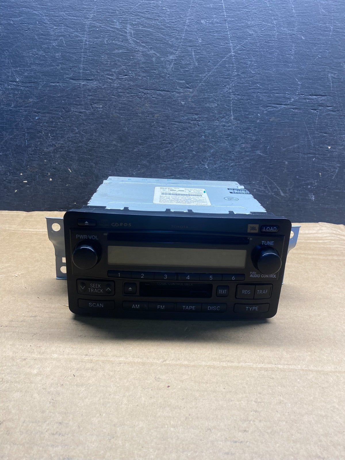 2003 to 2006 Toyota Tundra Sequoia AM/FM Radio CD Player ah4805 DG0
