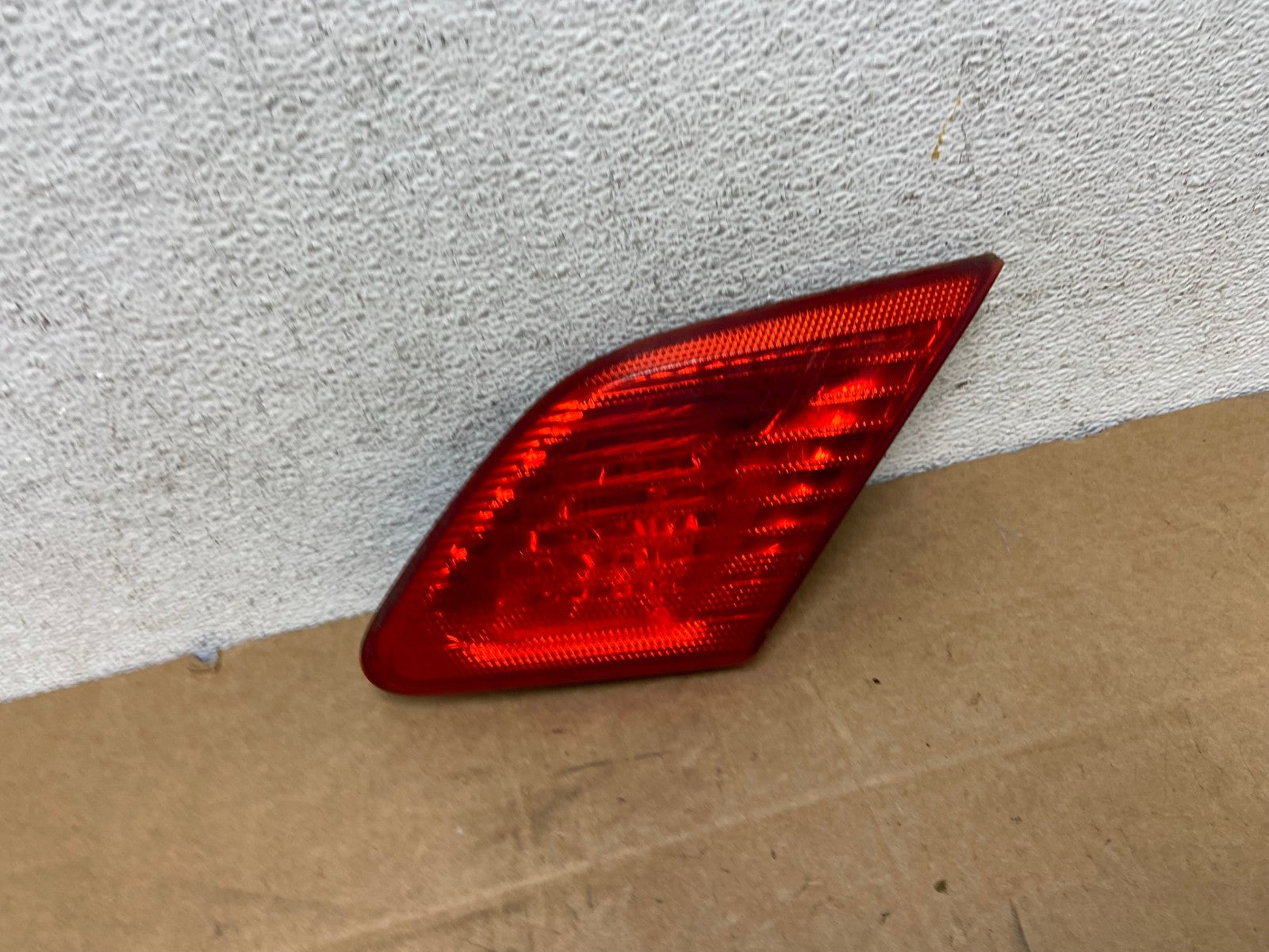 2003 to 2004 Toyota Avalon Right Passenger RH Inner Tail Light AD6311 LK2