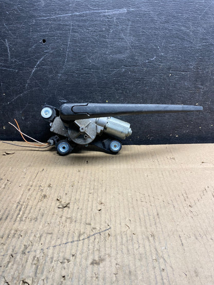 2004 to 2009 Mazda 3 Windshield Rear Wiper Motor y1207 DG0