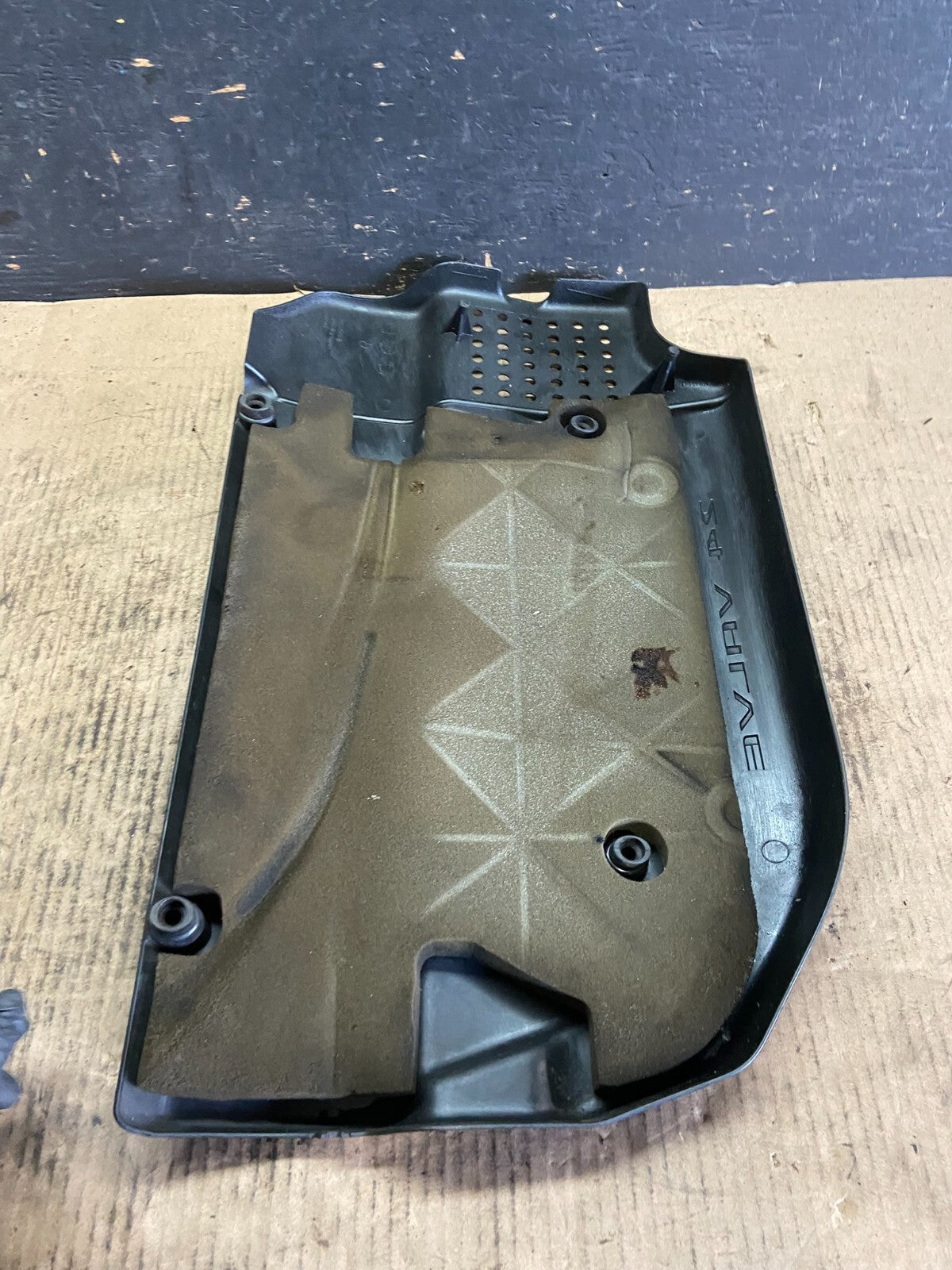 2004 2005 2006 Chrysler Pacifica 3.5L Engine Cover Motor o0899 DG6