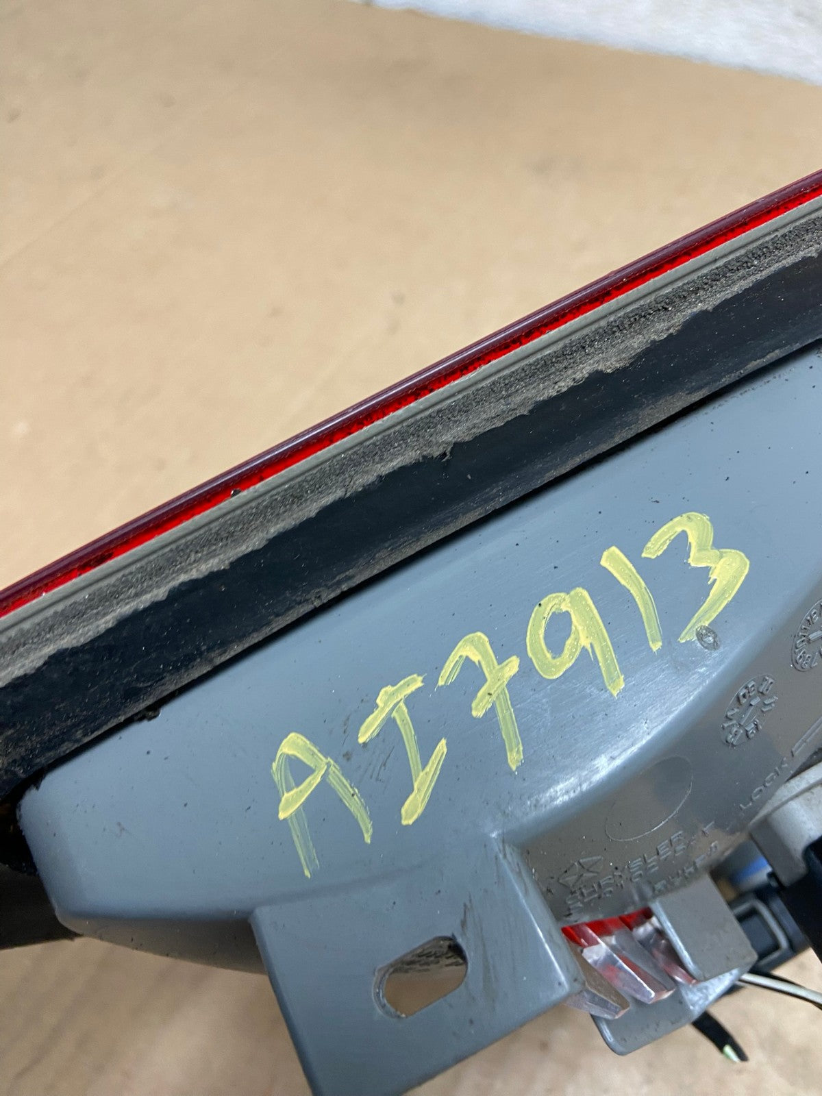 2011-2013 Jeep Grand Cherokee Left Driver Side Lh Inner Tail Light AI7913 LK7