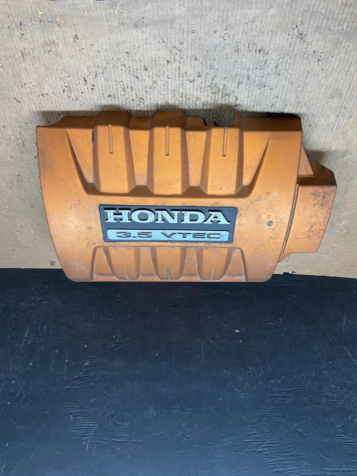 2006 to 2008 Honda Pilot Engine Cover Trim Bezel 17121-PVJ-A01 OEM H6904 DG11