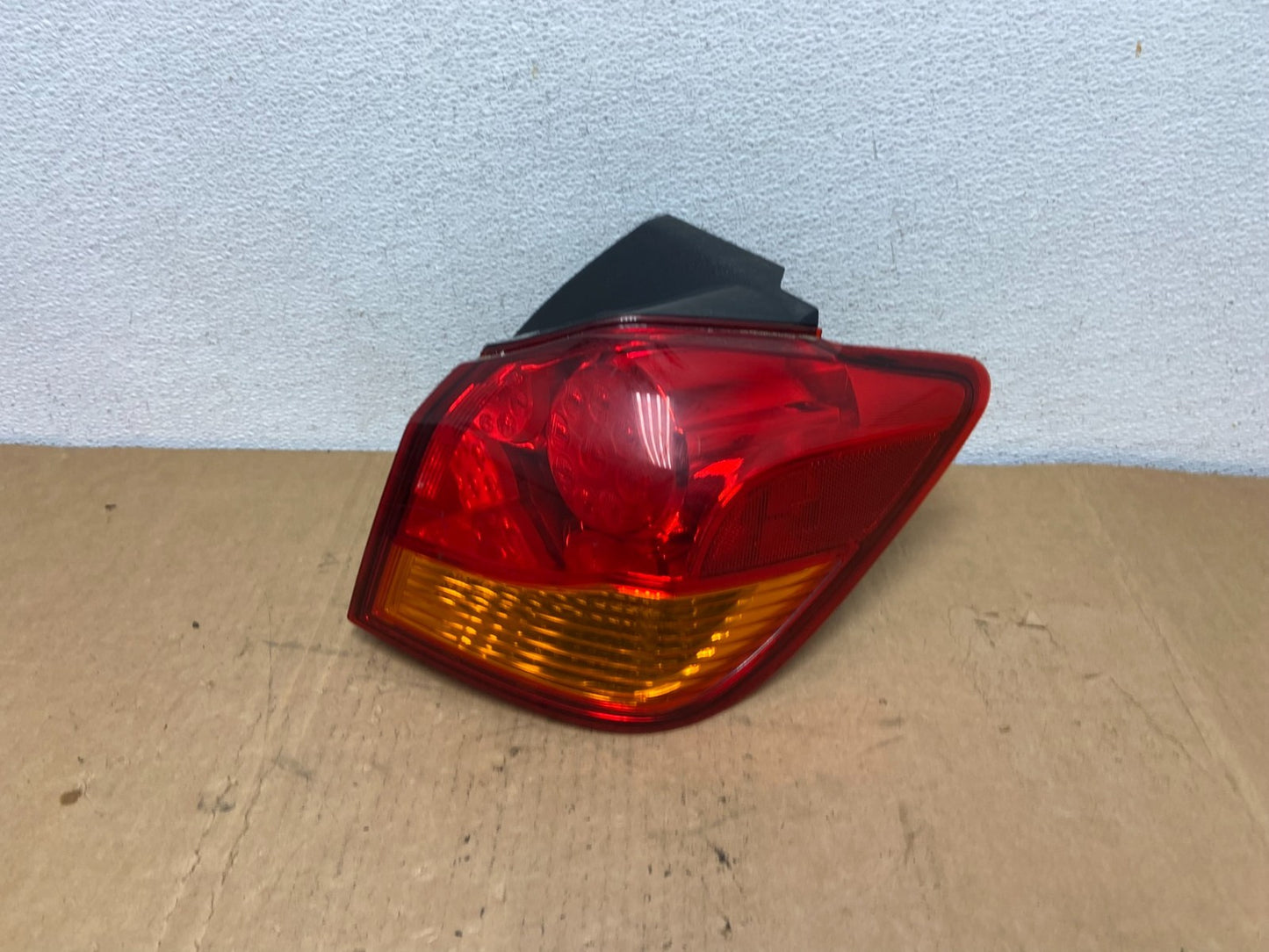 2010 to 2018 Mitsubishi Outlander Sport Right Passenger Tail Light AC8533 DW0