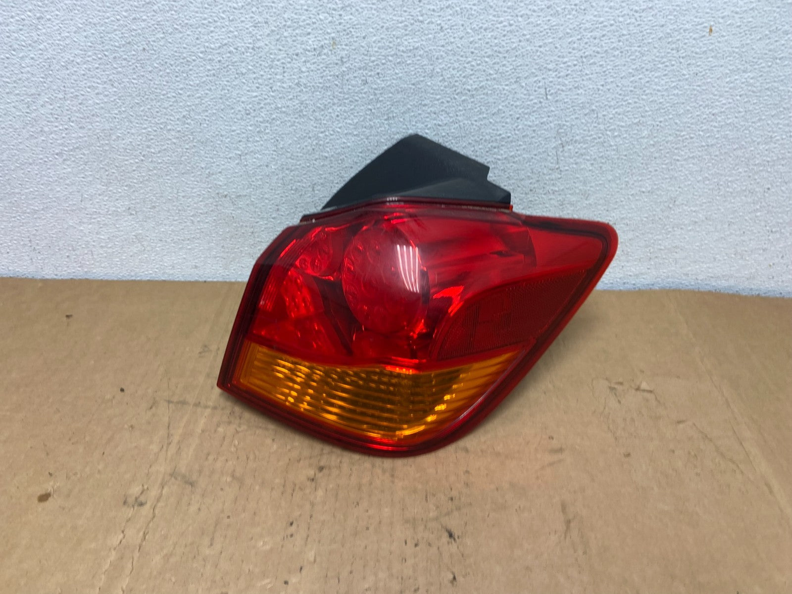 2010 to 2018 Mitsubishi Outlander Sport Right Passenger Tail Light AC8533 DW0