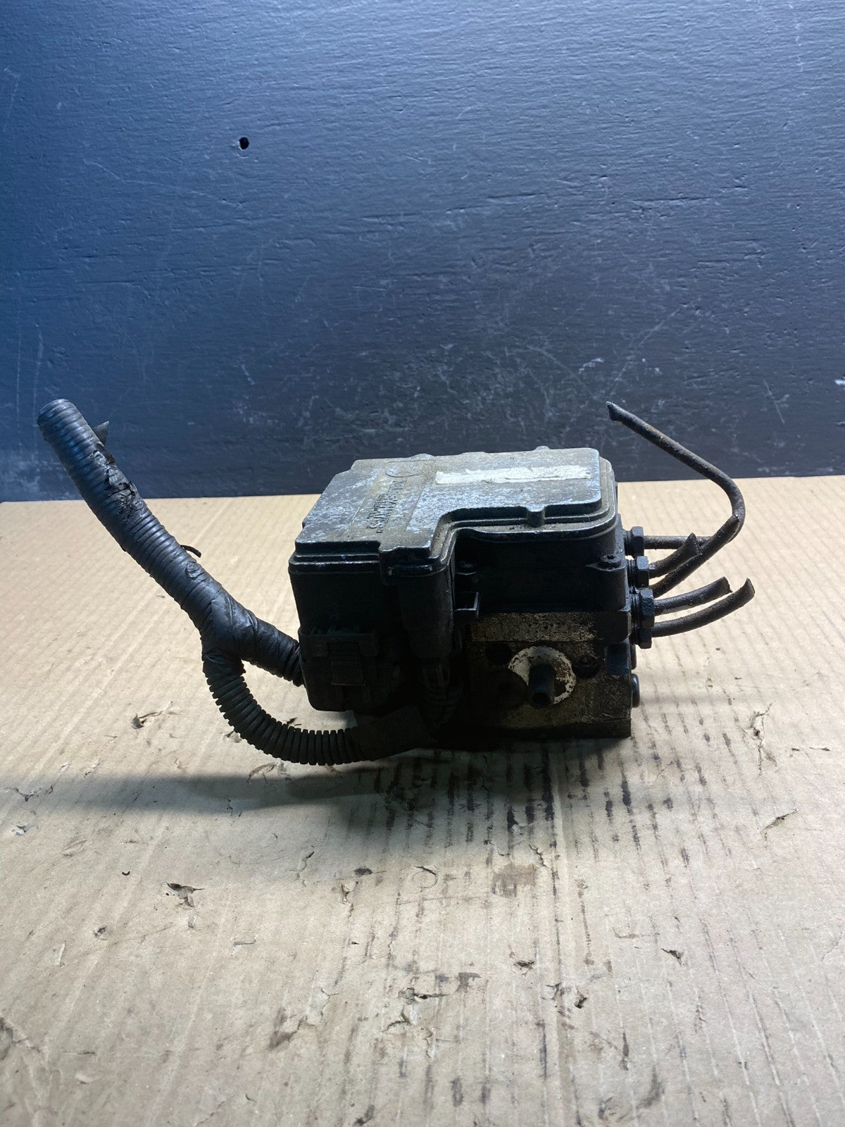 2003 - 2005 Chevrolet Silverado Sierra ABS Anti-Lock Brake Kelsay Hayes AC09134