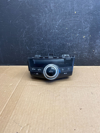 2014 Toyota Prius V Climate Heater A/C AC Control Panel AD6881 DG0