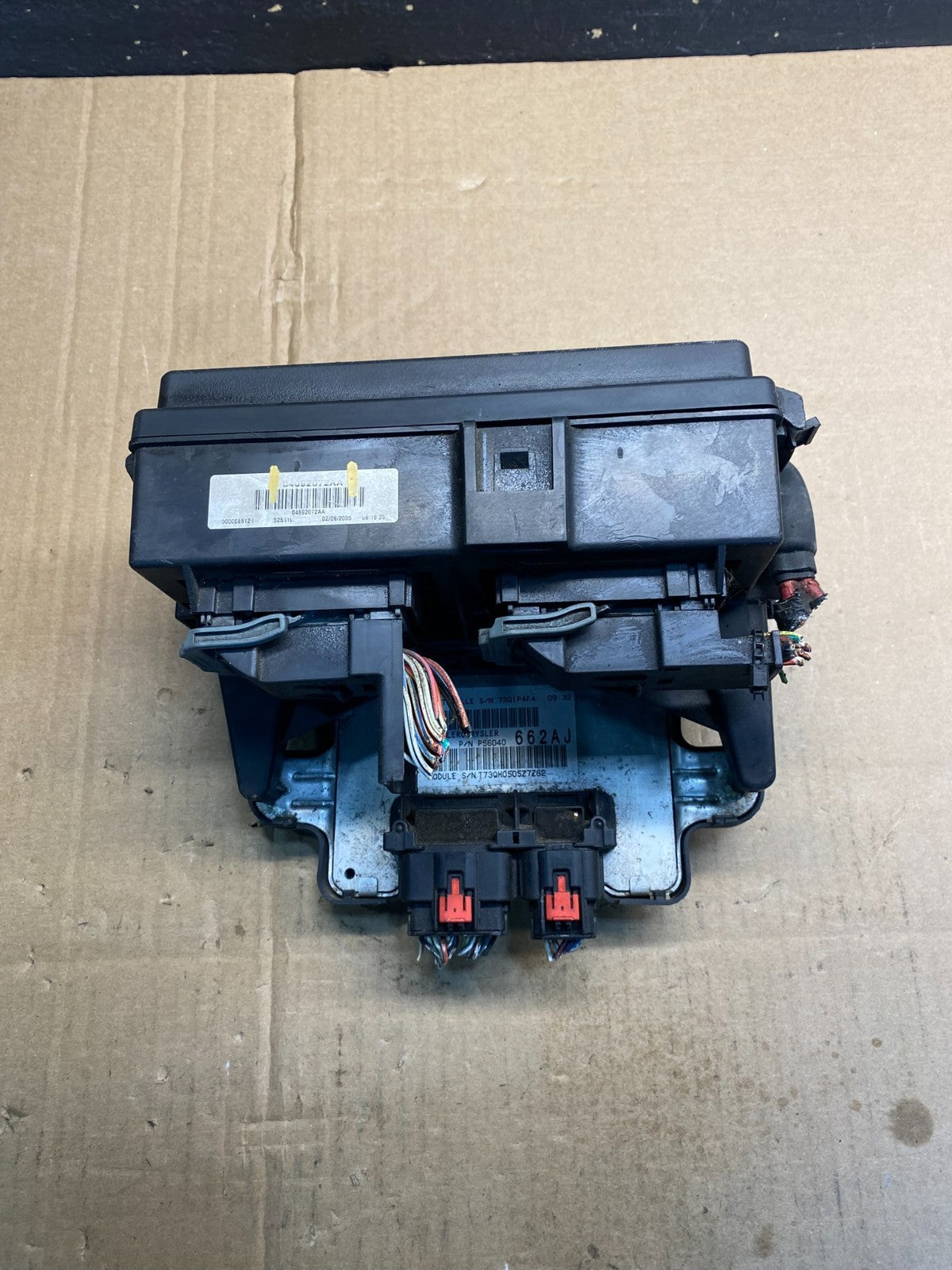 2005 Jeep Grand Cherokee Commander Fuse Box BCM Body Control Module AA7635 DG0