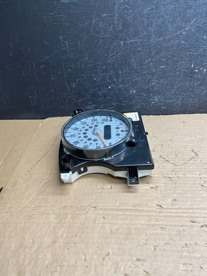 2007 - 2010 Mini Cooper Speedometer Cluster Gauge af2158 DG1