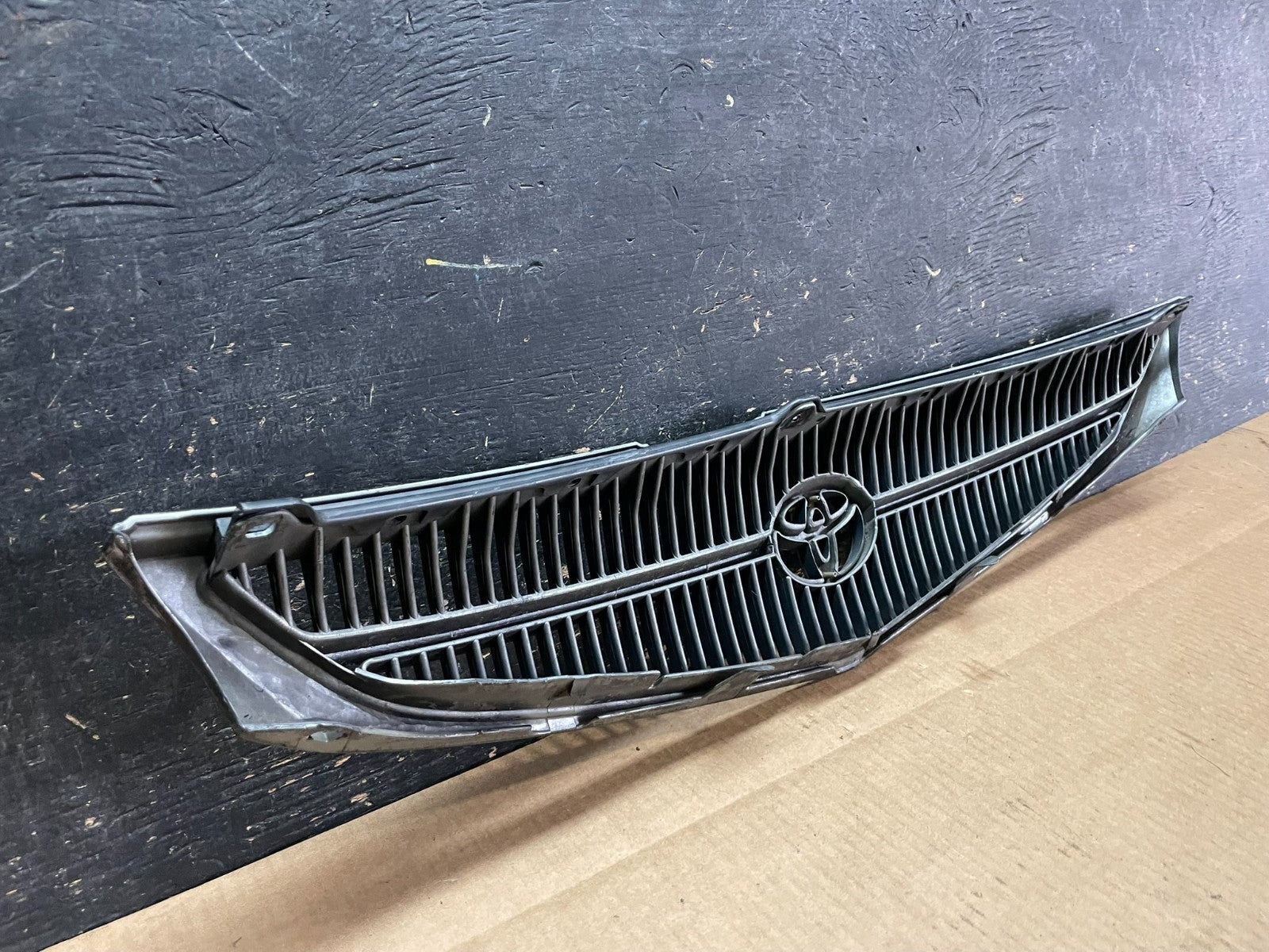 1999 2000 2001 Toyota Solara Front Upper Grill Grille OEM AA9126  DG6