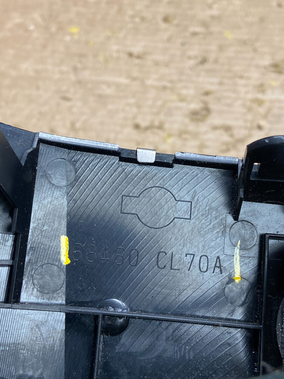 2006 2007 2008 Infiniti Fx35 Center Console Clock Storage Bezel OEM W3411 DG5