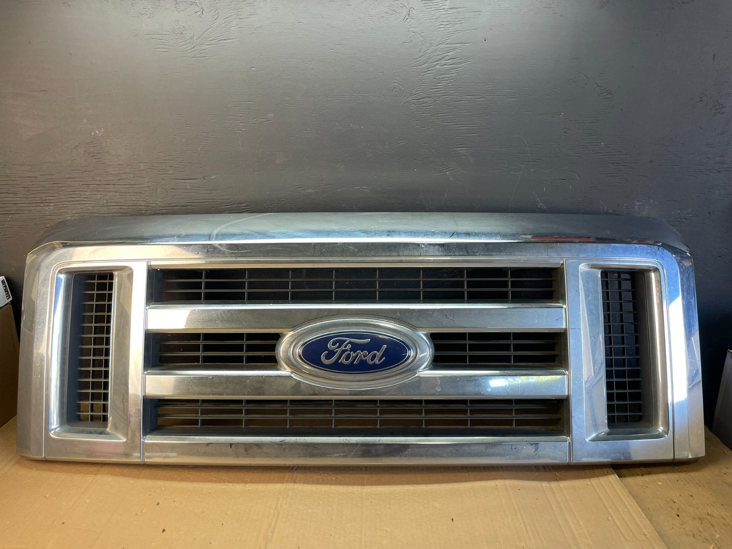 2008 to 2014 Ford Econoline E150 E250 Front Upper Chrome Grill Grille AC9747 DG0