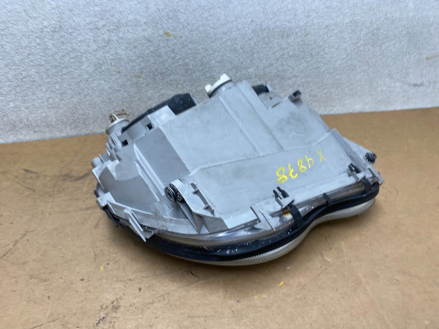 2001-2004 Mercedes-Benz C Class Halogen Left Driver Headlight Oem X4878 DW9