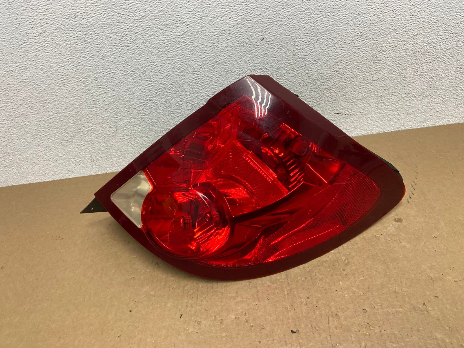 2003-2007 Saturn Ion Coupe Right Passenger RH Side Tail Light Oem AC1333 LK0