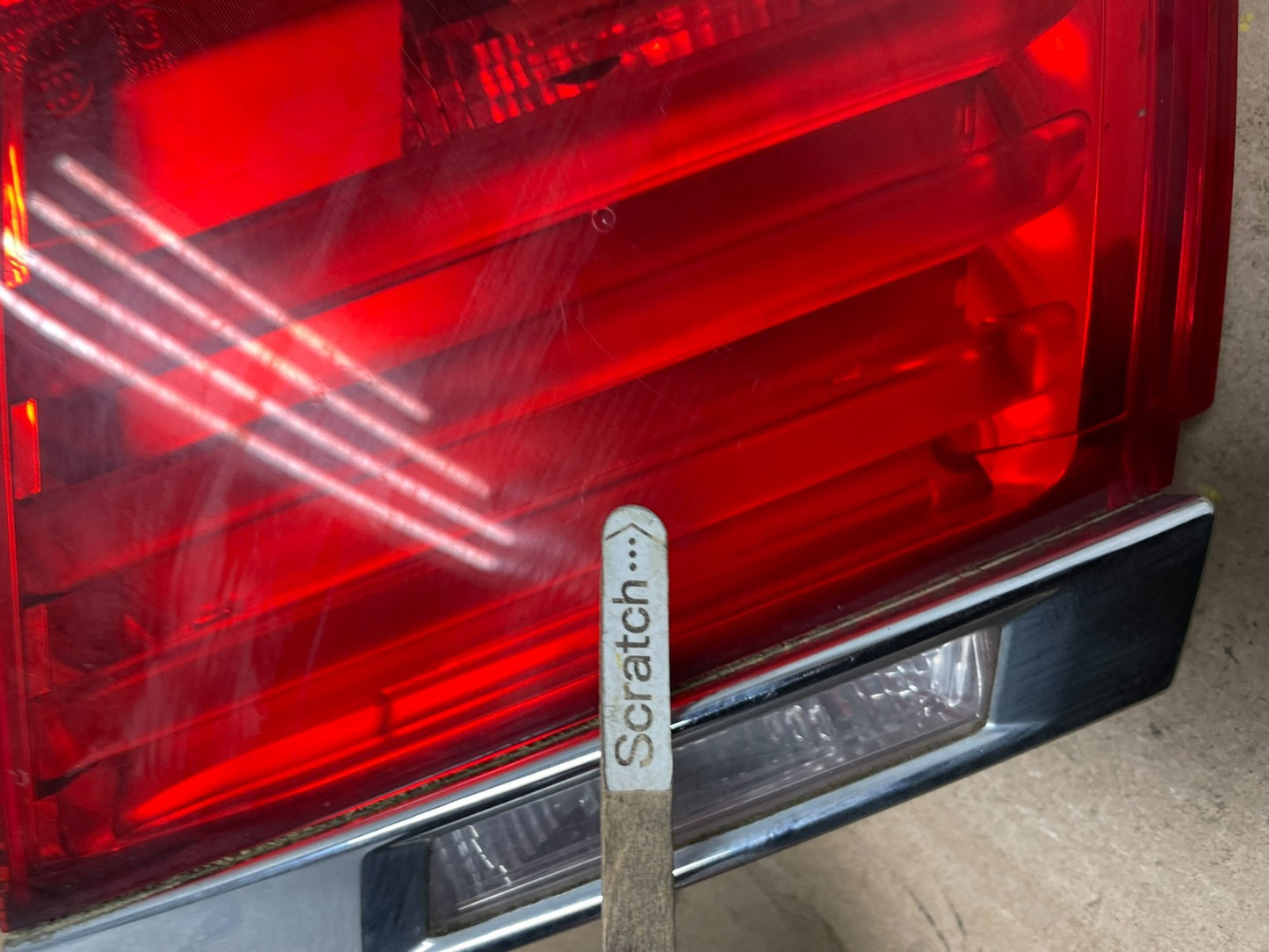 2009 - 2012 Bmw 7-Series F01 F02 750i Right Passenger Inner Tail Light Q5136 DW3