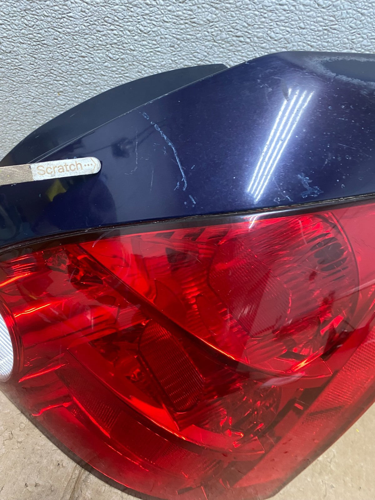 2004 to 2008 Nissan Maxima Right Passenger Tail Light V3121 DW3