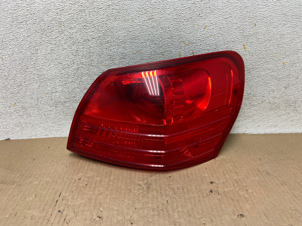 2008 to 2015 Nissan Rogue Right Passenger Rh Side Tail Light AH5888 LK0