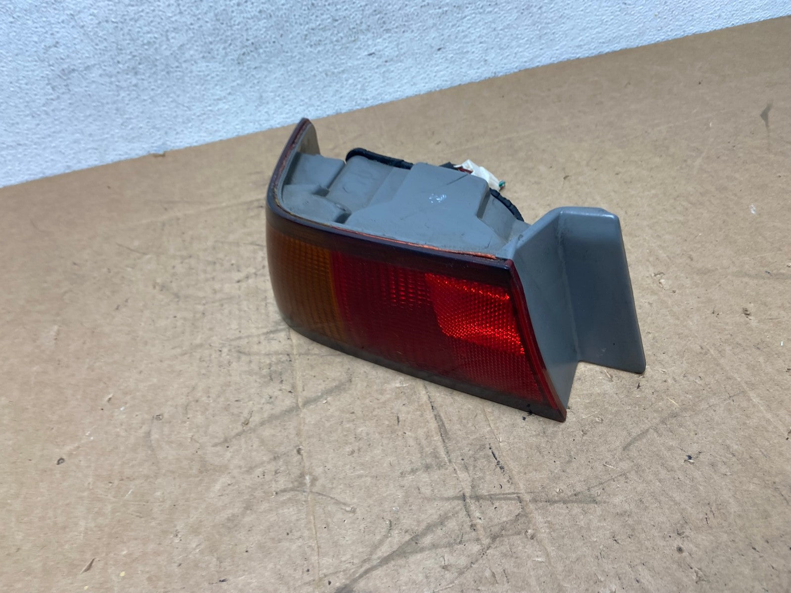 1997 1998 1999 Toyota Camry Tail Light Left Driver Rh Side AD6355 LK1