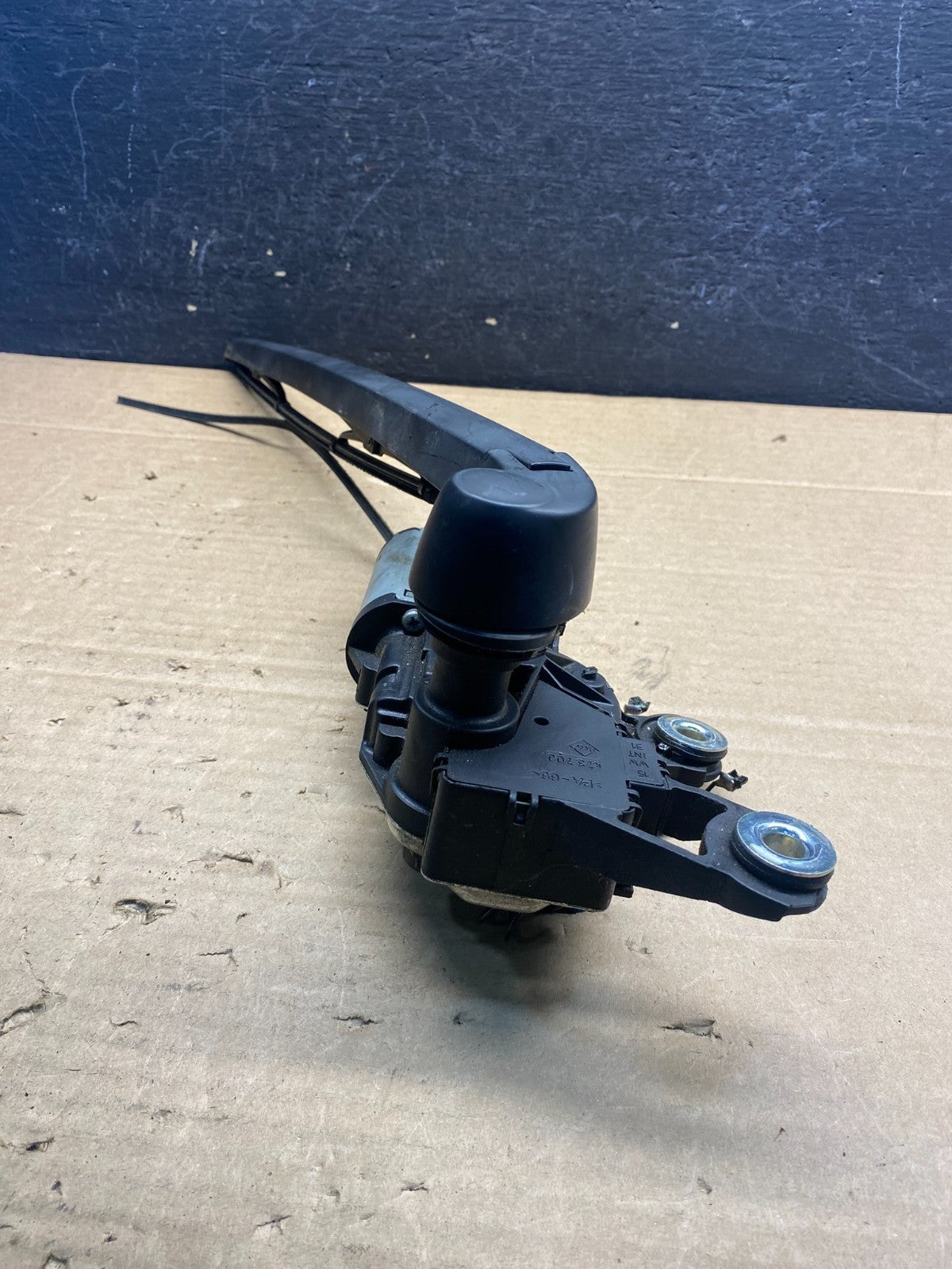 2007 to 2015 Audi Q7 Rear Windshield Washer Wiper Motor ae8220 DG4