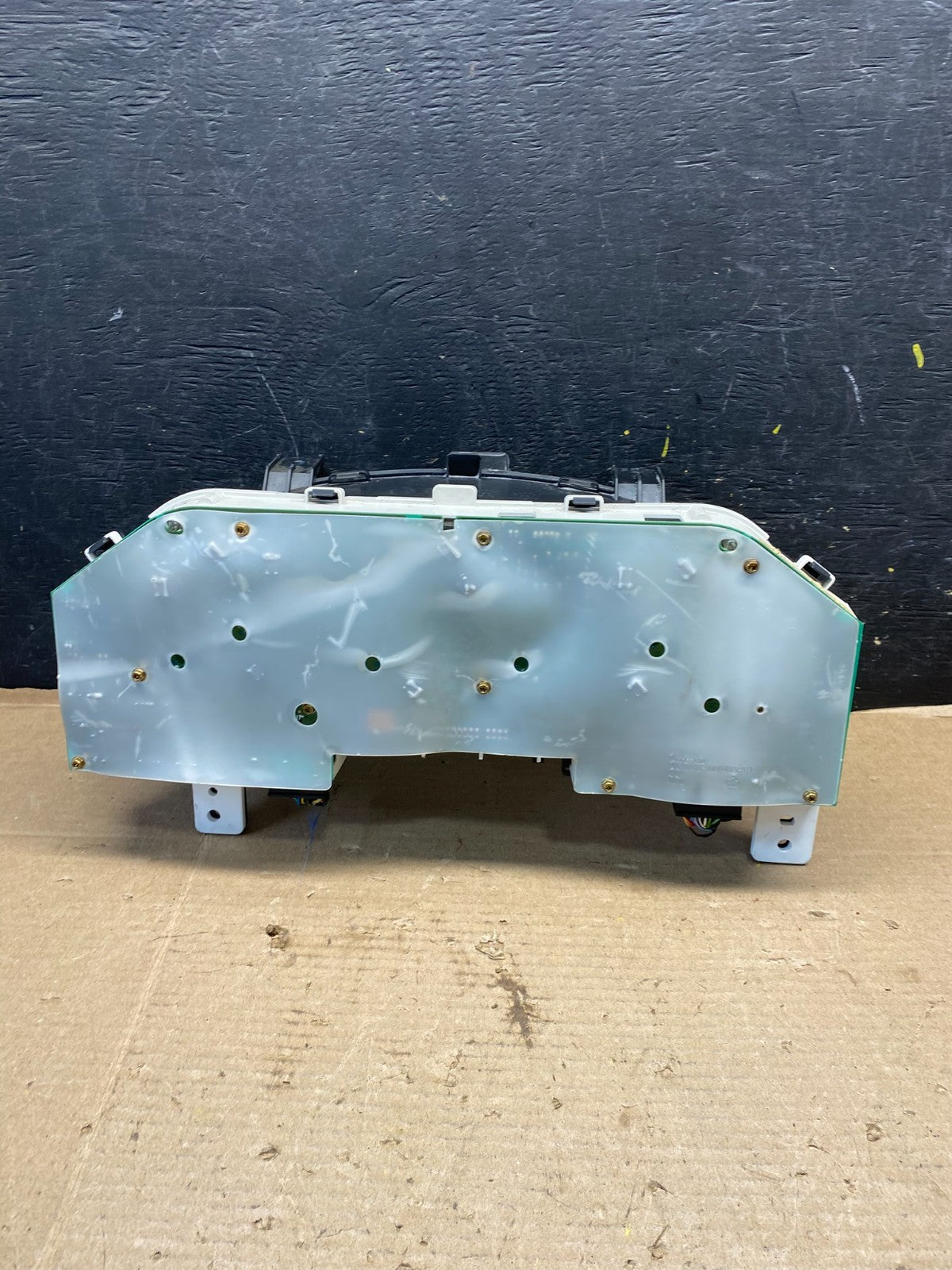 2002 to 2004 Ford Explorer Speedometer Cluster Gauge r2856 DG5