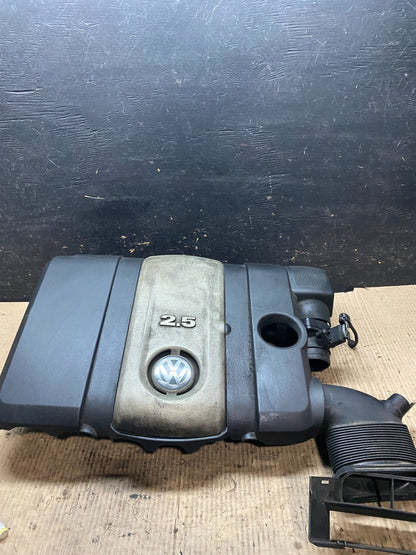 2005 - 2008 Volkswagen Jetta Beetle 2.5L Passat Engine Cover 07k129601G V4255 DG0