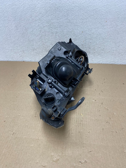 2008 to 2010 Bmw 5 Series 528i Halogen Right Headlight AG5891 DW7