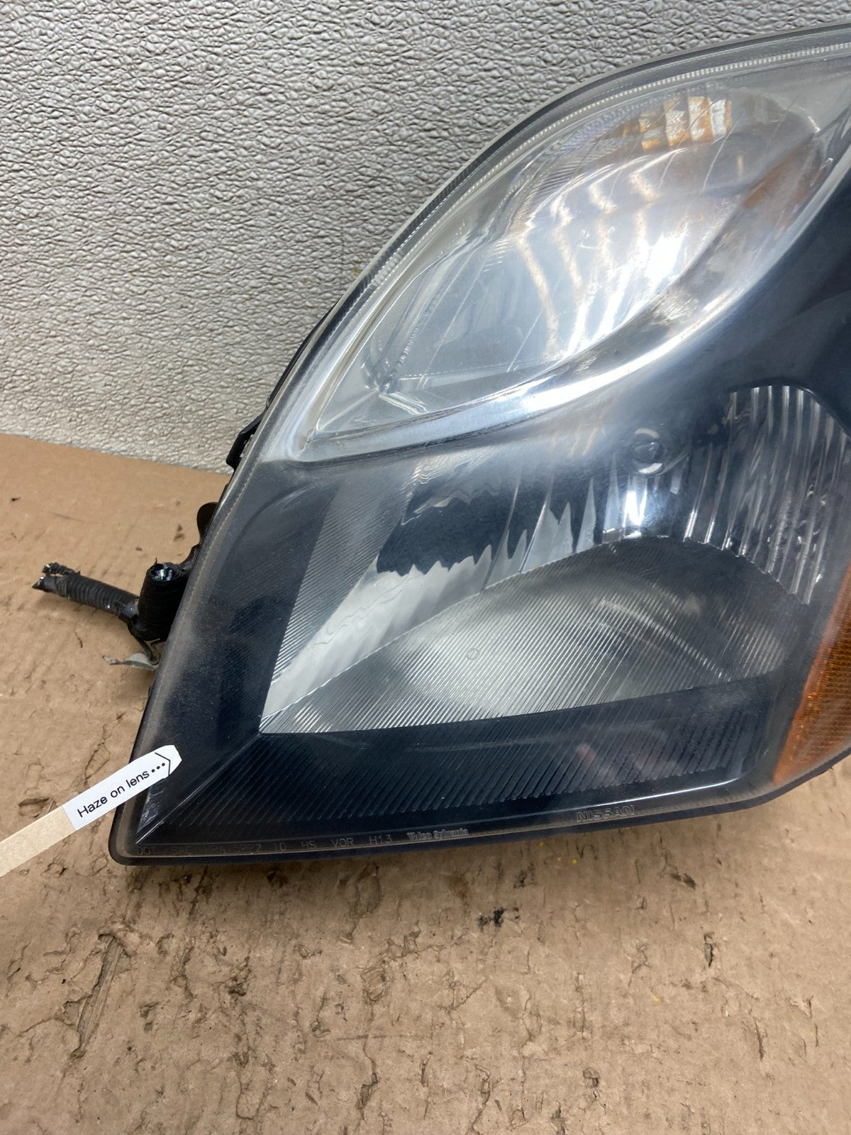 2010 - 2012 Nissan Sentra Halogen Left Driver LH Side Black Headlight Y0424 GD4
