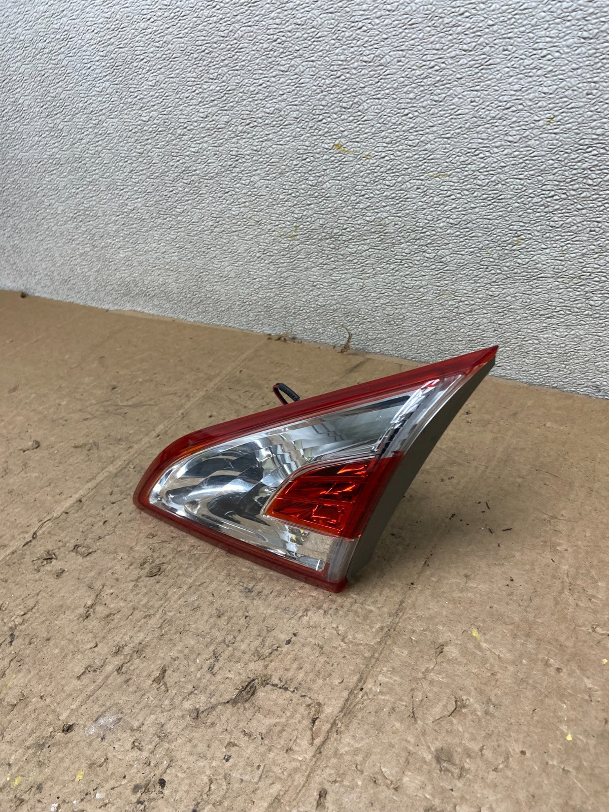 2011-2014 Nissan Murano Right Passenger RH Side Inner Tail Light Oem AA4269 DW1
