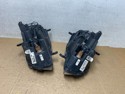 2008 to 2016 Chrysler Town and Country Left+Right Side Headlights W5211 DW6