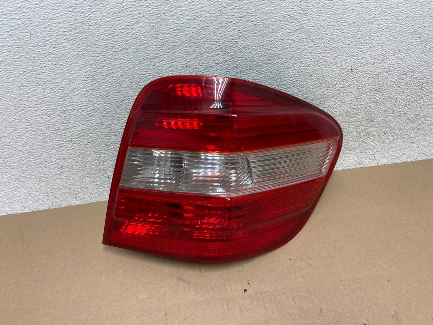 2006 - 2008 Mercedes ML 350 Ml-Class Right Passenger Tail Light DEPO AG6615 DW0