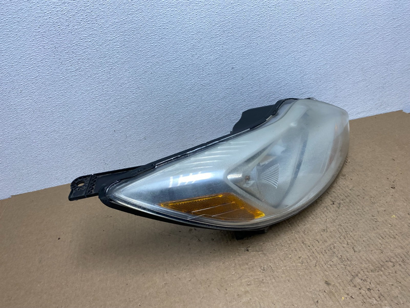 2012 2013 2014 Ford Focus Right Passenger Rh Side Headlight Oem AC1602 DW2