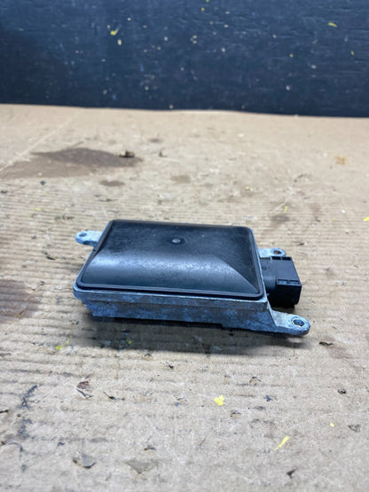 2014 - 2015 Kia Optima Rear Left Driver Blind Spot Radar Module R2668 DG2