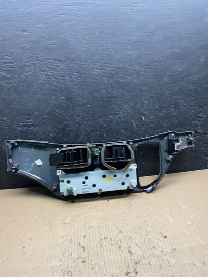 2005 to 2010 Honda Odyssey Radio Climate Control Dash Trim Bezel T1550 DG3