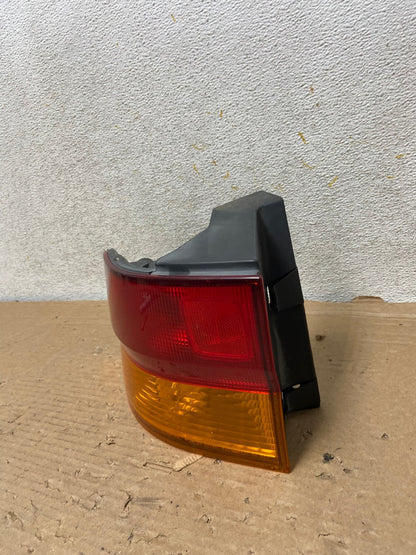 2002 2003 2004 Honda Odyssey Left Driver LH Side Tail Light AH8919 LK1