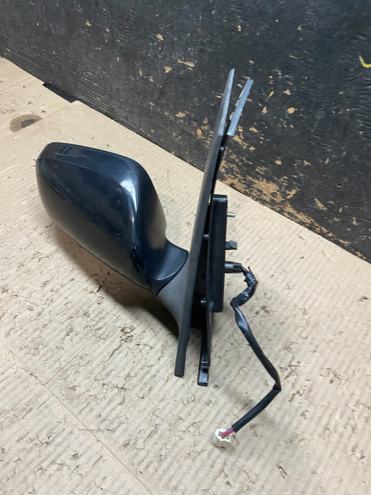 2004 to 2009 Toyota Prius Right Passenger RH Side View Door Mirror x9465 DG1