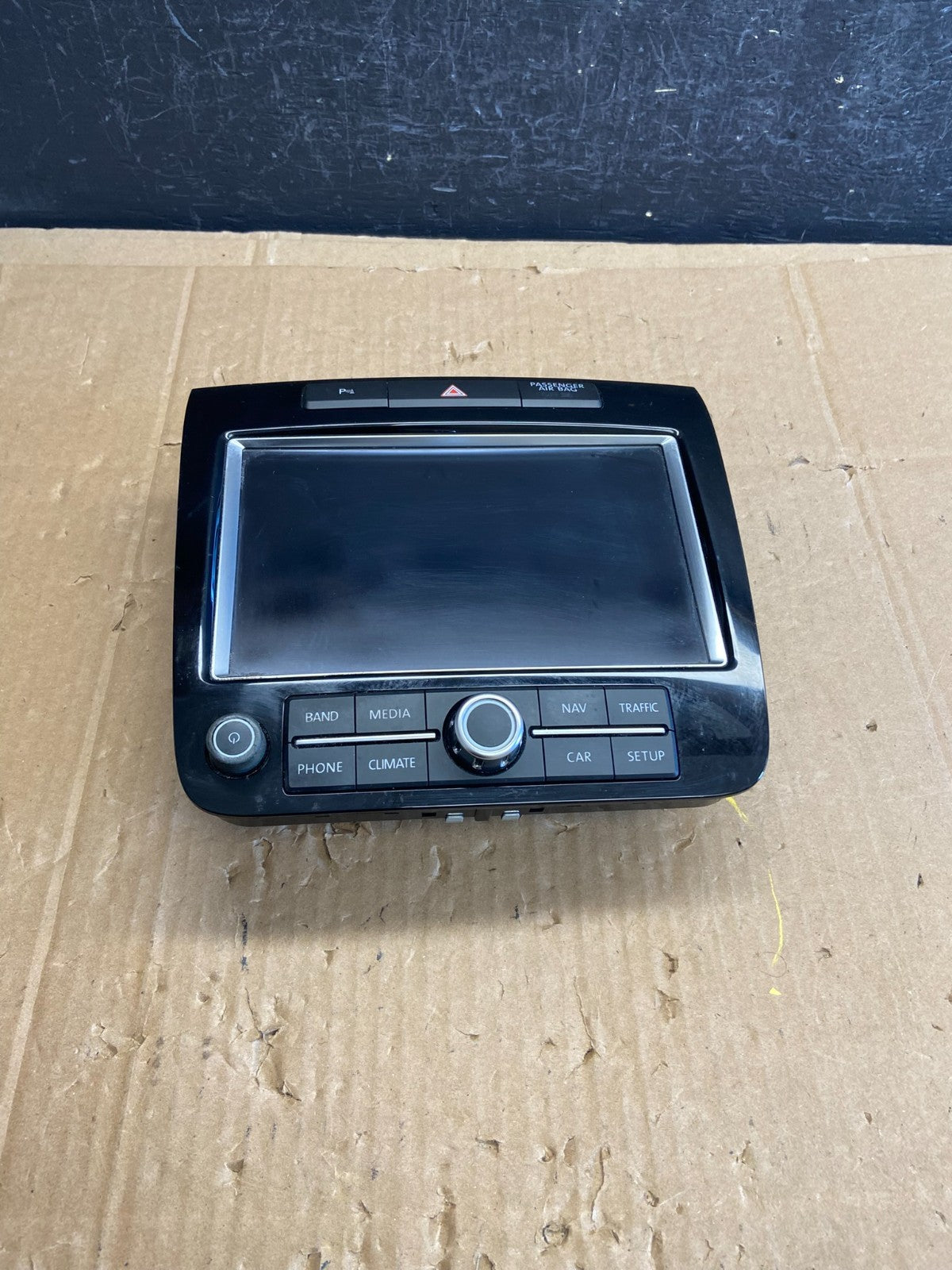 2011 to 2017 VW Touareg Screen Navigation Info Radio Display AD2201 DG3