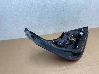 2008 2009 2010 BMW 5 525i 530i Right Passenger Rh Tail Side Light M0392 DW6