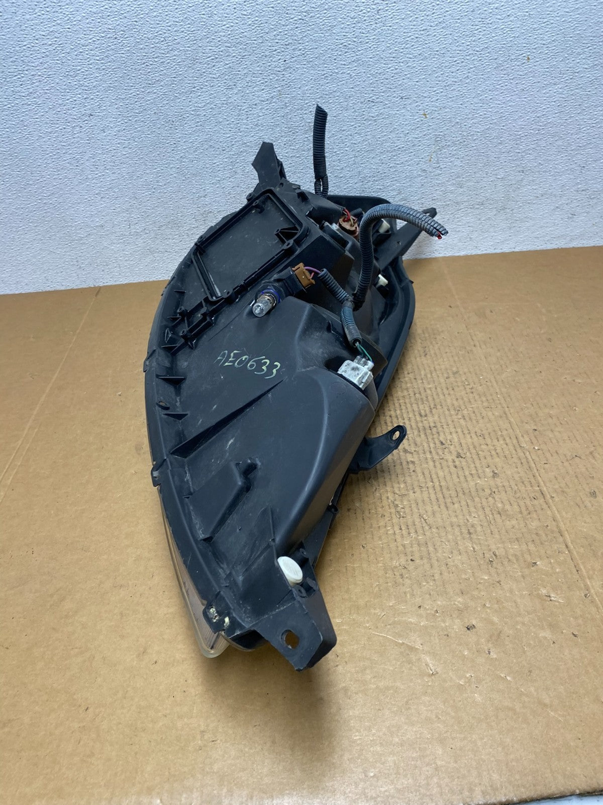 2006 to 2010 Toyota Sienna Left Driver Lh Side Headlight Halogen AE0633 DW5