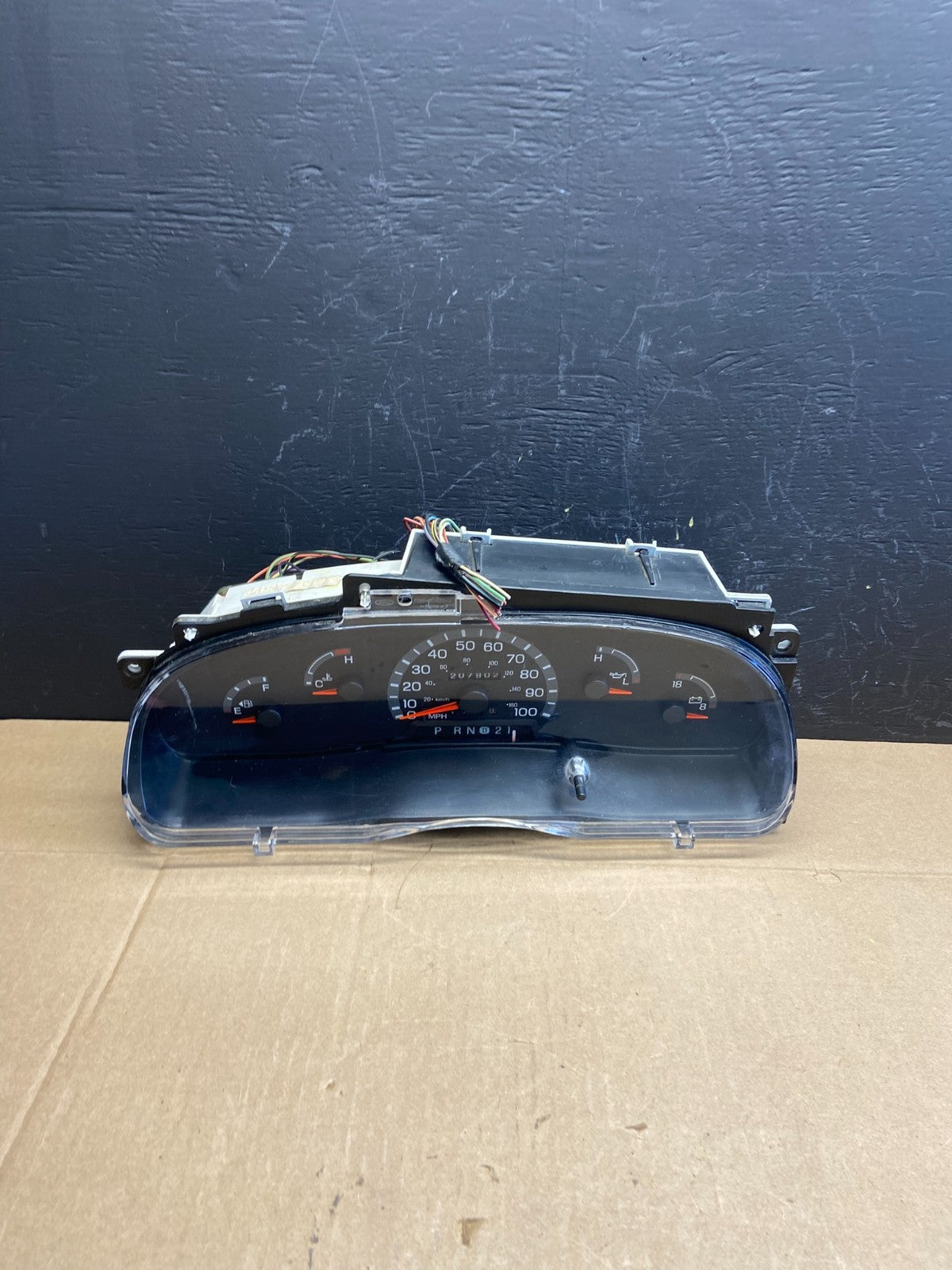 2001-2002 Ford Econoline E250 E350 Van Speedometer Instrument Cluster ab9205 DG0